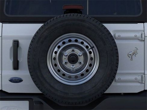 New 2025 Ford Bronco Base image 49