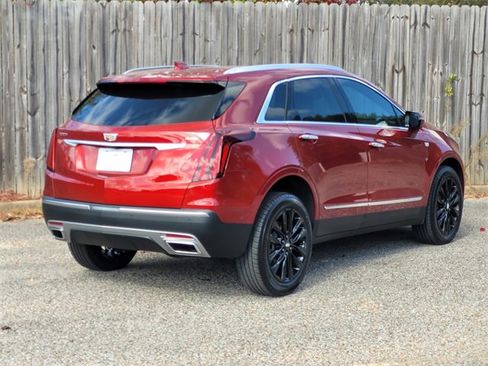 Used 2024 Cadillac XT5 Premium Luxury w/ Technology Package image 4
