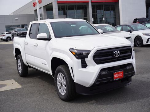 New 2026 Toyota Tacoma SR5 image 25
