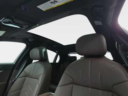 New 2026 BMW i7 xDrive60 w/ Executive Package AWD/4WD image 29