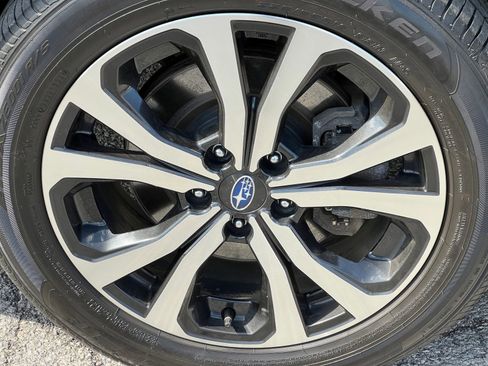 Used 2023 Subaru Forester Limited AWD/4WD image 45