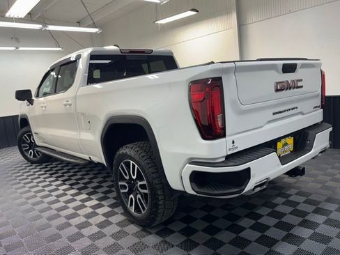 Used 2021 GMC Sierra 1500 AT4 w/ AT4 Value Package image 4