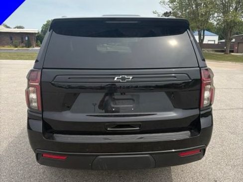 Used 2024 Chevrolet Tahoe Z71 w/ Luxury Package AWD/4WD image 5