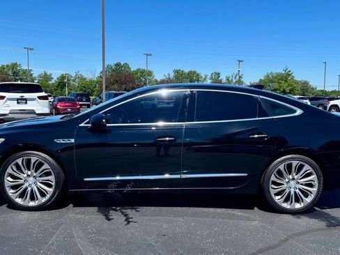 Used 2018 Buick LaCrosse Premium w/ Sun and Shade Package AWD/4WD image 4