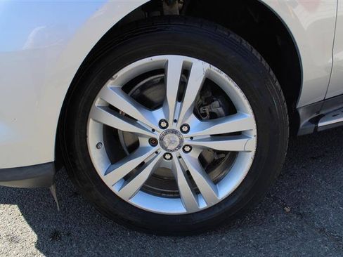 Used 2012 Mercedes-Benz ML 350 4MATIC image 9