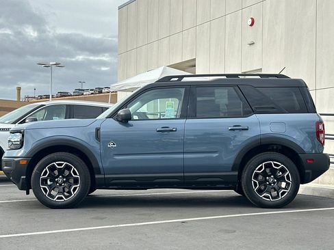 New 2025 Ford Bronco Sport Outer Banks w/ Outer Banks Tech Package+ image 6