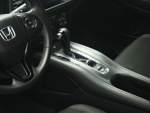 Used 2022 Honda HR-V Sport image 12