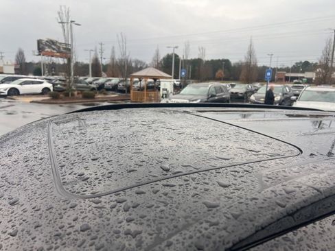 Used 2022 Kia Telluride EX w/ EX Premium Package image 7