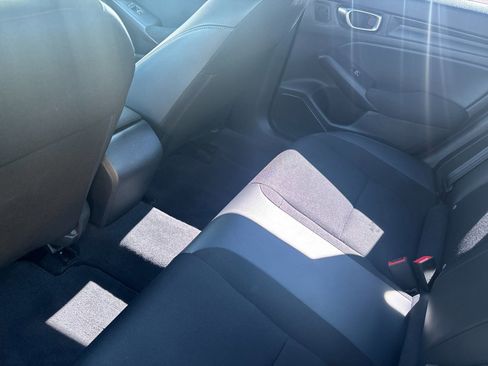 Used 2022 Honda Civic Sport image 13