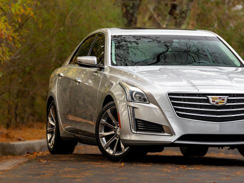 Used 2019 Cadillac CTS Luxury image 25