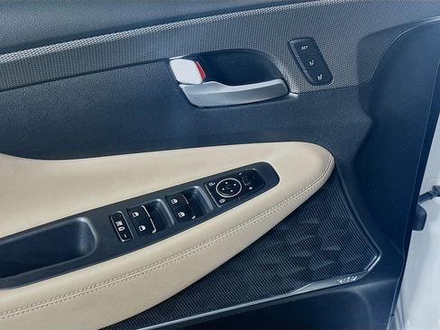 Used 2019 Hyundai Santa Fe SEL w/ Cargo Package image 15