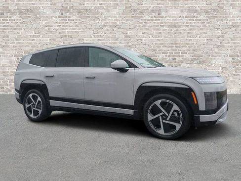 New 2026 Hyundai Ioniq 9 Limited image 1