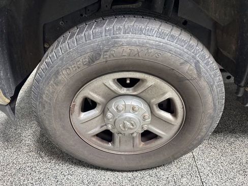 Used 2020 RAM 2500 Tradesman w/ Chrome Appearance Group image 3