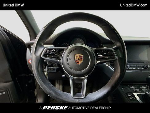 Used 2018 Porsche Macan S AWD/4WD image 6