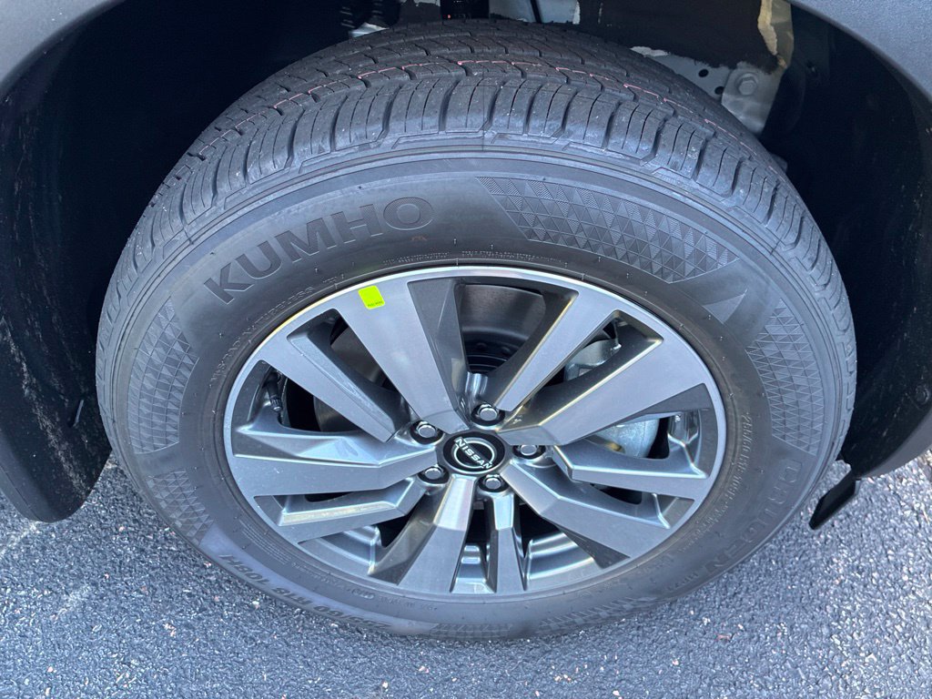 New 2026 Nissan Pathfinder SL AWD/4WD image 9