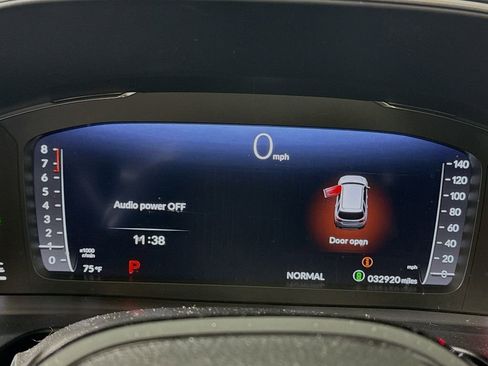 Certified 2023 Honda Pilot Elite image 16