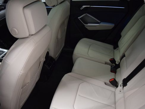 New 2025 Audi Q3 2.0T Premium Plus image 5