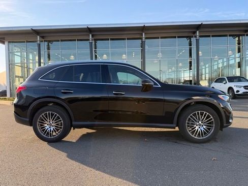 Used 2026 Mercedes-Benz GLC 300 4MATIC image 8