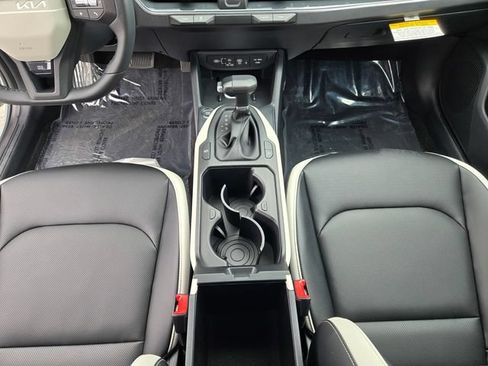 New 2026 Kia K4 EX FWD image 20