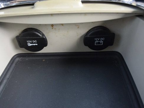 Used 2015 Dodge Grand Caravan SXT image 20