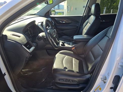 Used 2024 GMC Terrain SLT AWD/4WD image 20