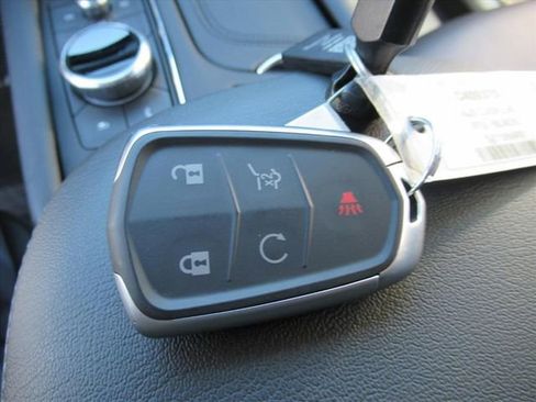 Certified 2025 Cadillac XT5 Premium Luxury image 33