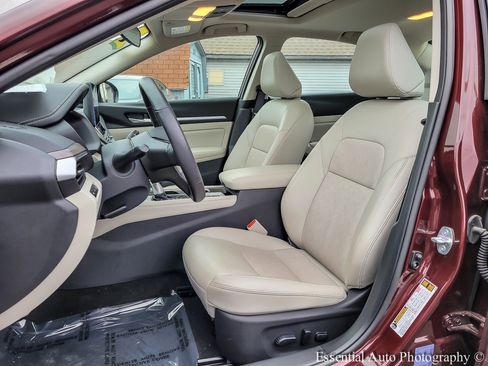 Used 2024 Nissan Altima 2.5 SL image 7