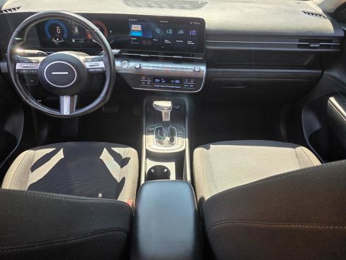 Used 2025 Hyundai Kona SEL FWD image 14