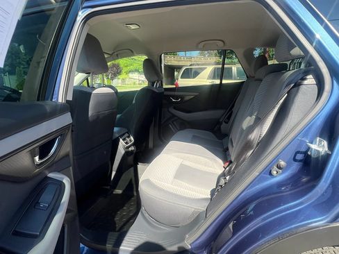 Used 2022 Subaru Outback Premium AWD/4WD image 27