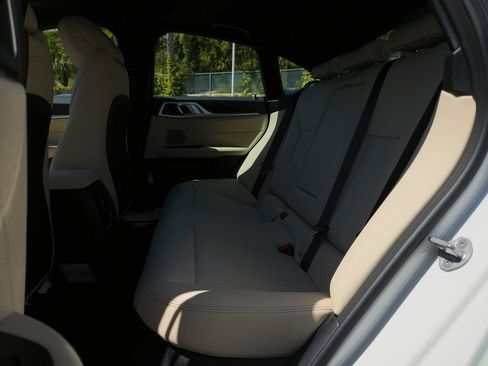 New 2026 BMW i4 eDrive40 w/ Parking Assistance Package RWD image 9
