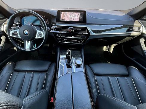 Used 2020 BMW 540i w/ M Sport Package image 9