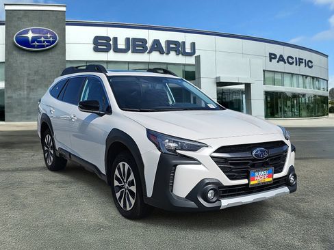Used 2023 Subaru Outback Limited image 1