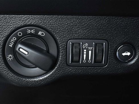 Used 2022 Dodge Challenger SRT Hellcat RWD image 26