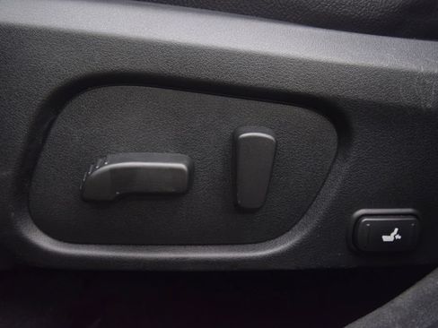 Used 2017 Subaru Forester 2.5i Premium AWD/4WD image 29