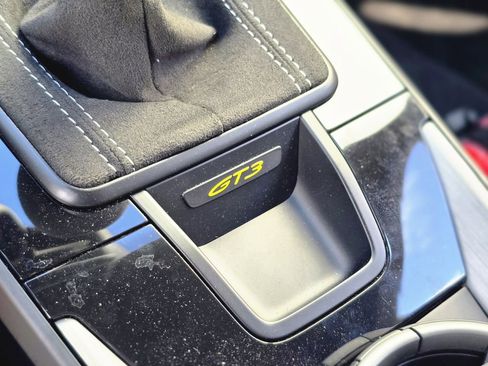Used 2023 Porsche 911 GT3 RWD image 23
