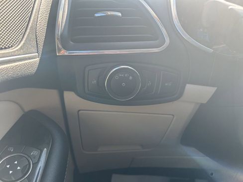 Used 2018 Ford Edge Titanium w/ Equipment Group 301A image 35