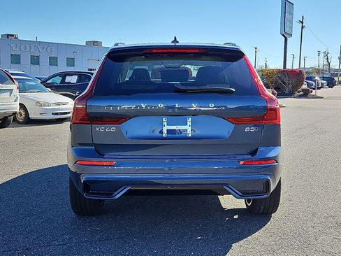 New 2026 Volvo XC60 B5 Ultra w/ Protection Package Premier image 5