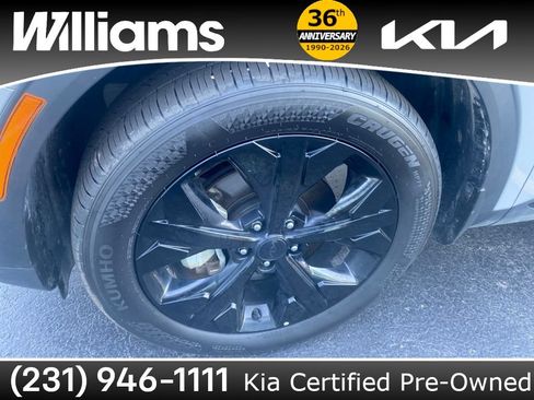 Used 2025 Kia Sportage X-Line AWD/4WD image 7