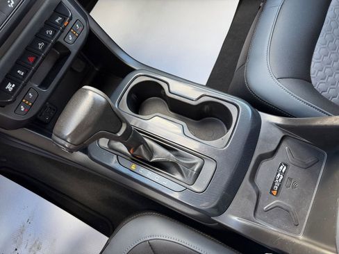 Used 2019 Chevrolet Colorado Z71 image 24