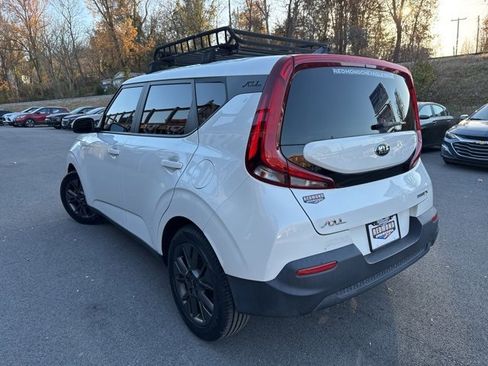 Used 2021 Kia Soul S image 6