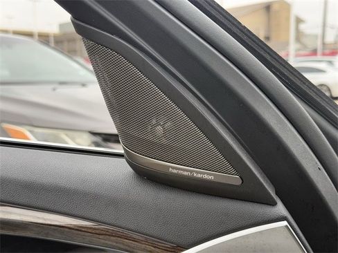 Used 2023 BMW 530e image 26