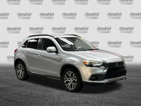 Used 2017 Mitsubishi Outlander Sport SEL FWD image 2