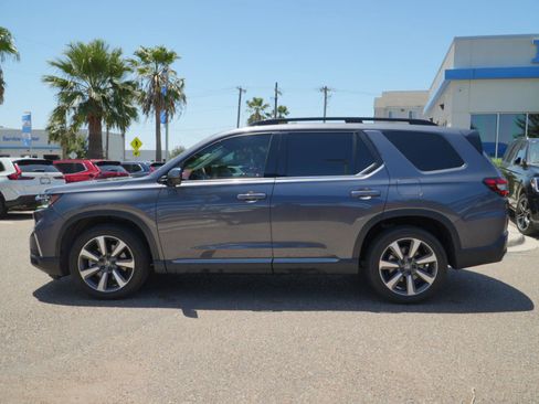Used 2024 Honda Pilot Elite image 8