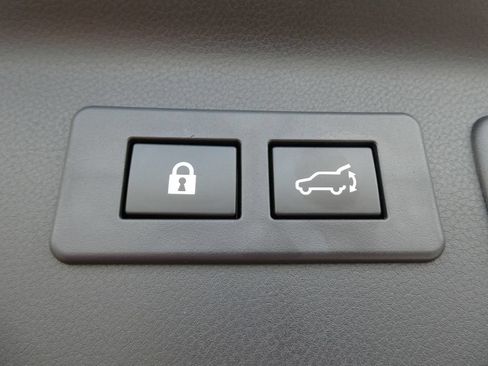 Used 2025 Subaru Forester Sport AWD/4WD image 18