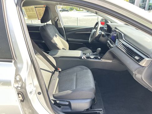 Certified 2025 Toyota Camry LE image 33