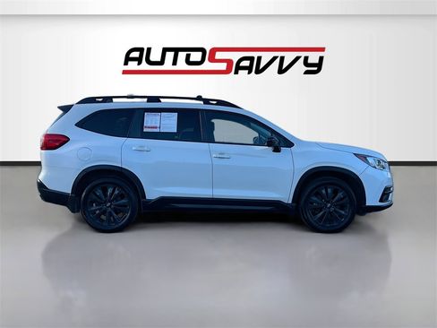 Used 2022 Subaru Ascent Onyx Edition image 8