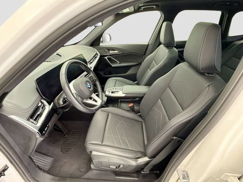Used 2025 BMW X1 xDrive28i w/ Convenience Package AWD/4WD image 18