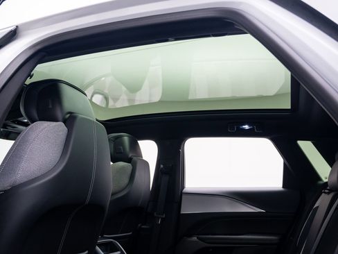Certified 2024 Cadillac Lyriq Tech RWD image 20