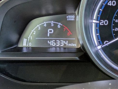 Used 2019 Toyota Yaris LE image 12