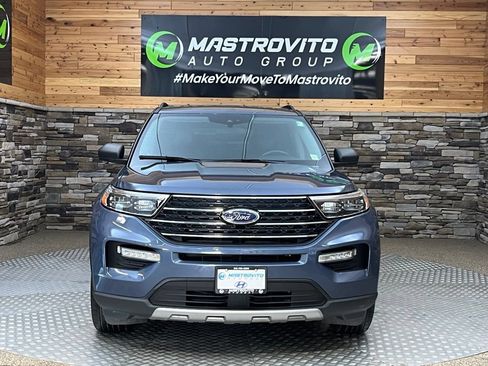 Used 2021 Ford Explorer XLT w/ Equipment Group 202A AWD/4WD image 6